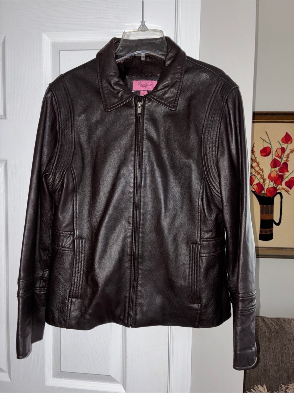 Gorgeous, like new chocolate, brown, leather jacket size large